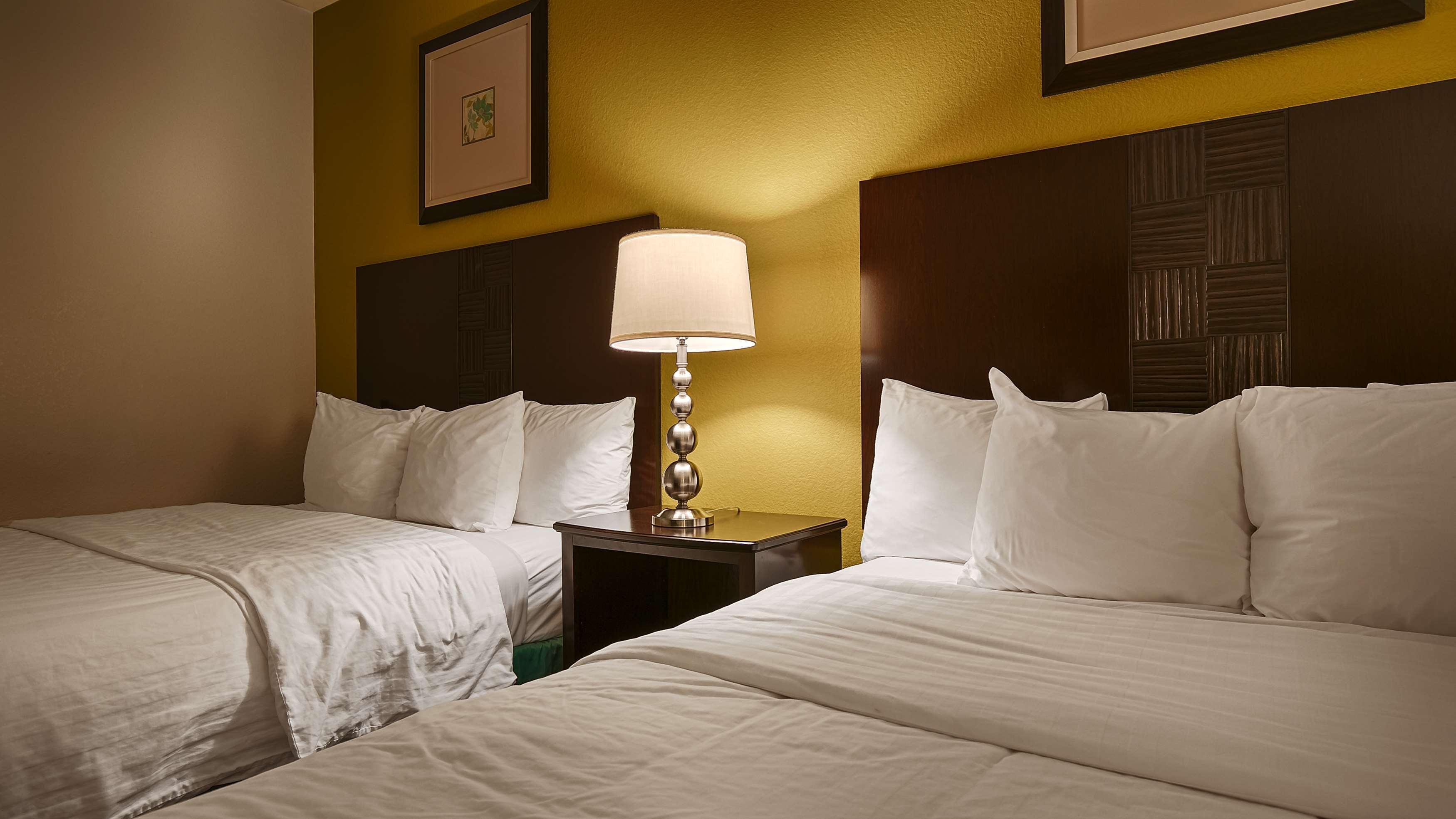 Best Western Douglas Inn & Suites Екстер'єр фото