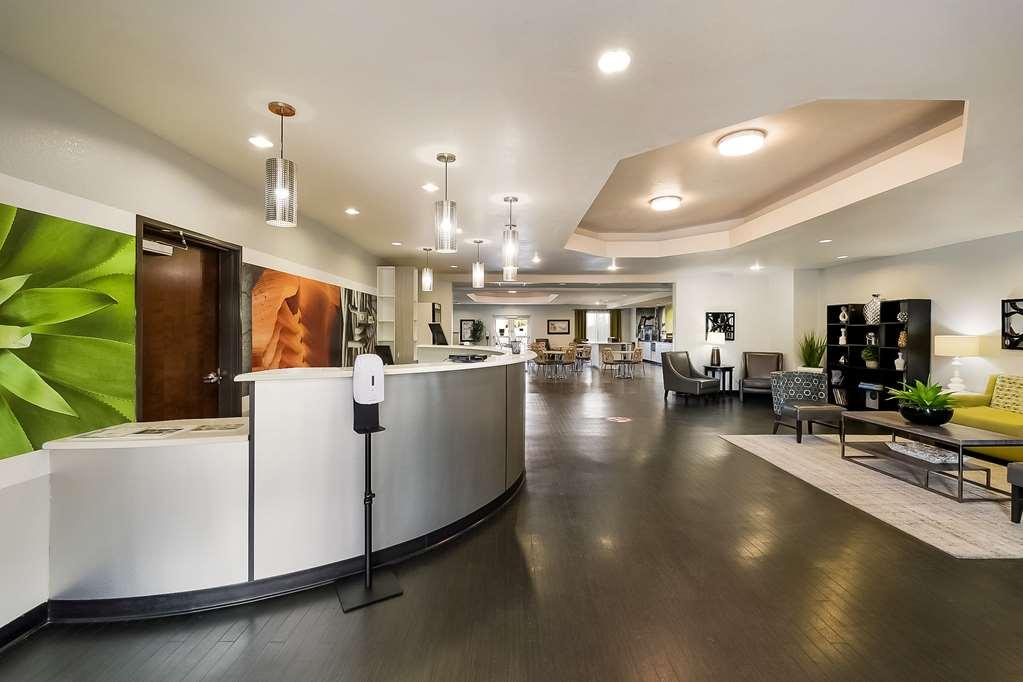 Best Western Douglas Inn & Suites Інтер'єр фото