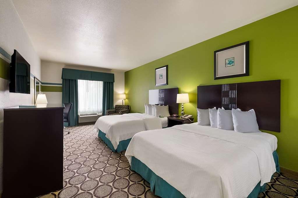Best Western Douglas Inn & Suites Номер фото