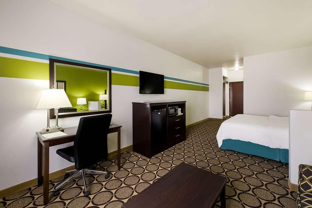 Best Western Douglas Inn & Suites Номер фото