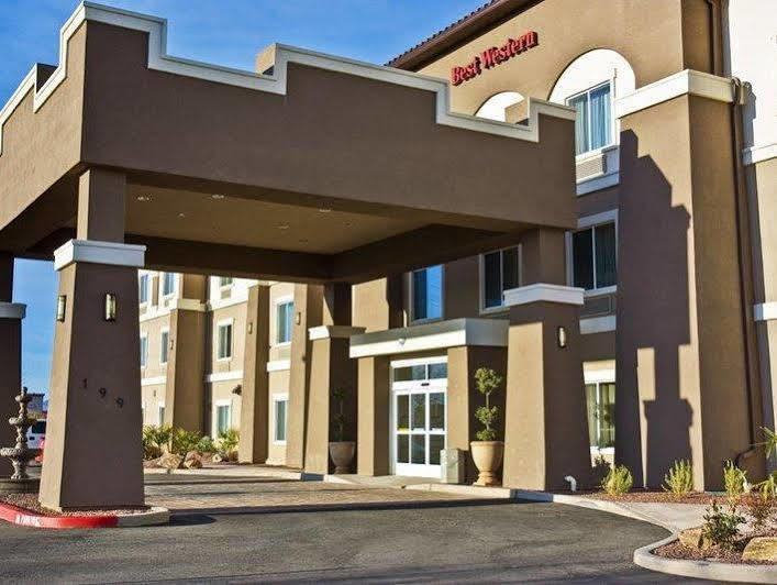 Best Western Douglas Inn & Suites Екстер'єр фото